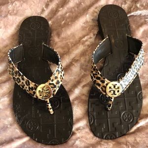 Tory Burch Thora LOGO Flip-Flop US 6
